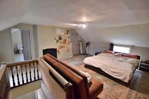 Photo 16- click for photo gallery